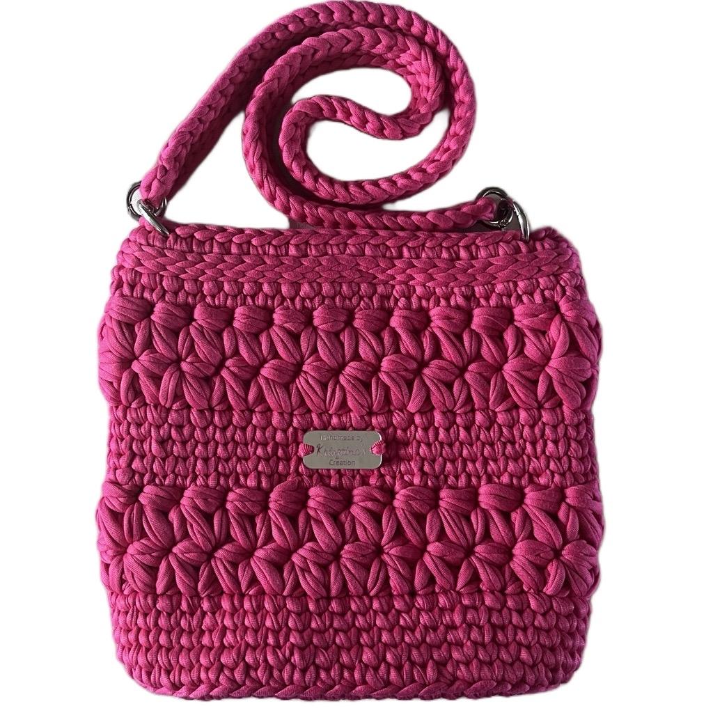 Vibrant Pink Women's Shoulder Bag - Perfect for Any Occasion