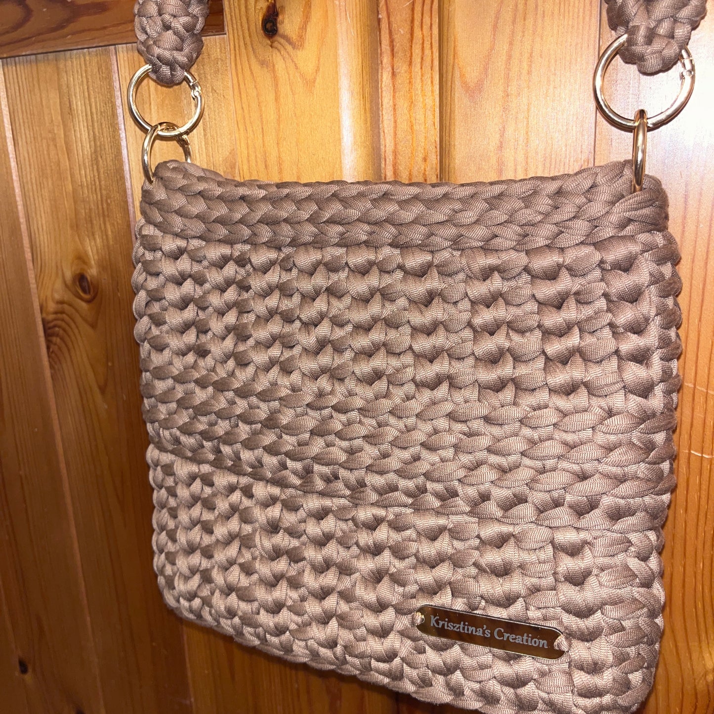 Women's Crochet Handbag - Perfect for Any Occasion