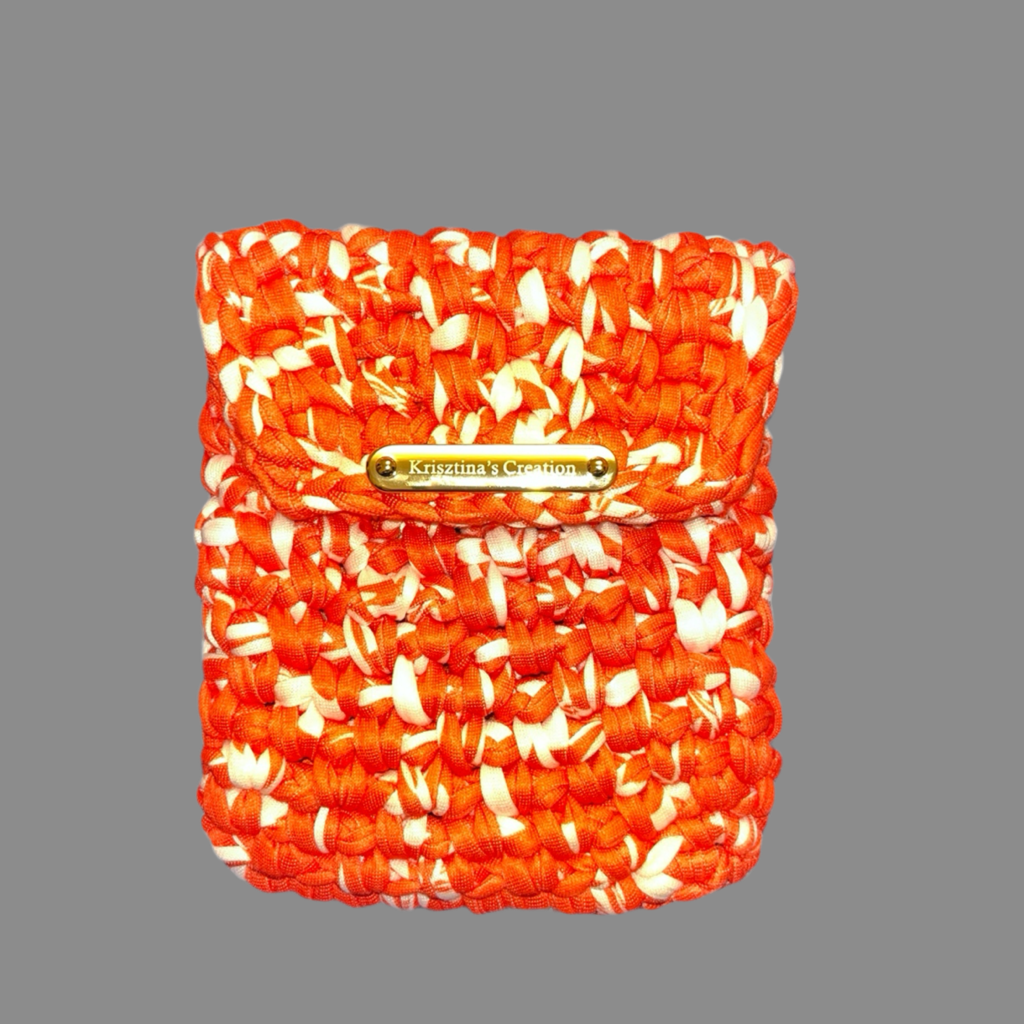 Red-white purse