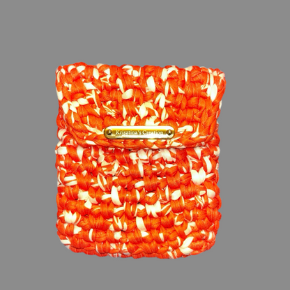Red-white purse