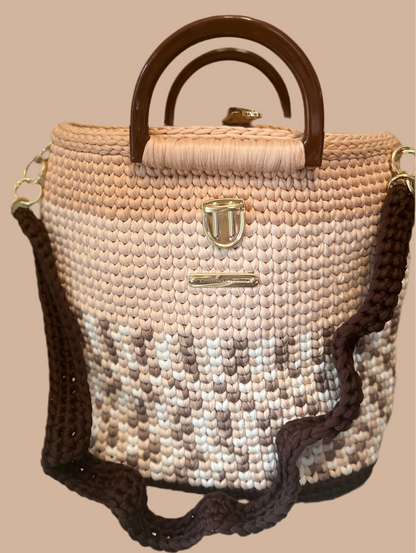 Shoulder bag with D handle plus strap