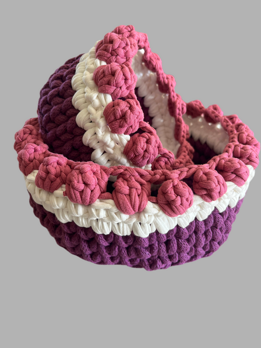 Purple white basket set