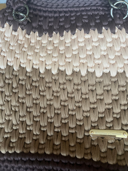 Brownish shoulder bag
