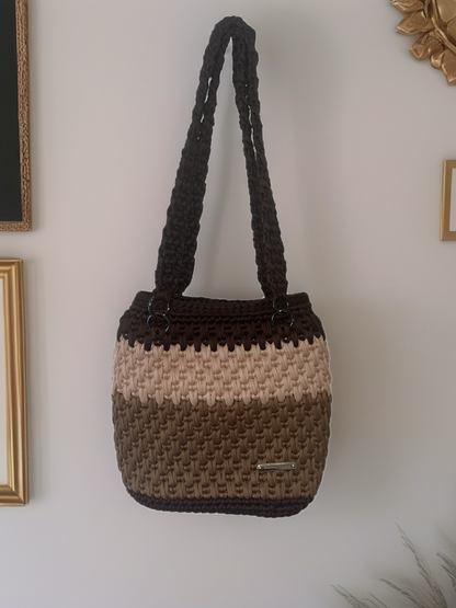 Brownish shoulder bag